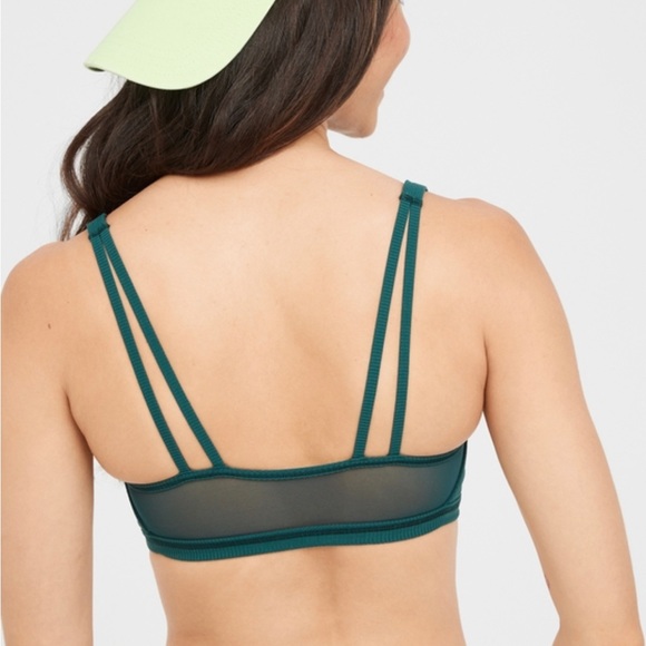 OFFLINE AERIE RIBBED PLUNGE SPORTS BRA & OFFLINE Real Me XTRA Hold Up Legging - Picture 12 of 15